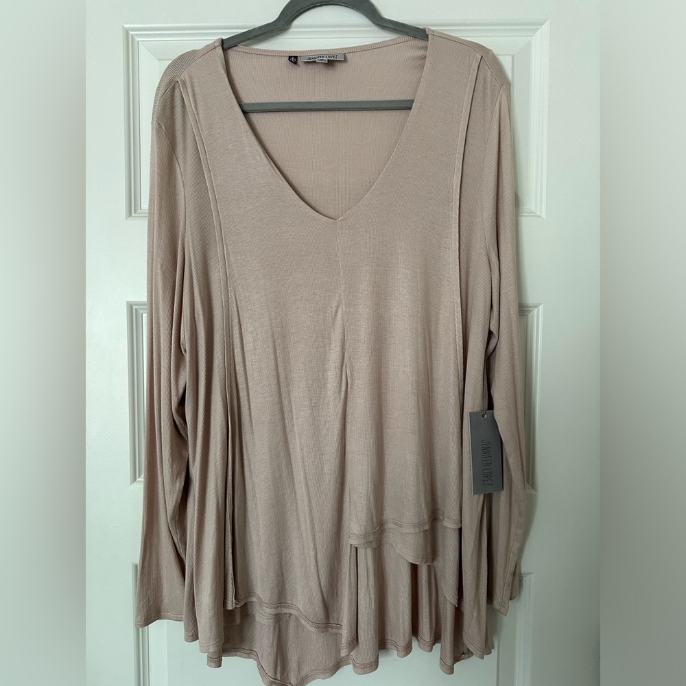 Jennifer Lopez long sleeve
New with tags